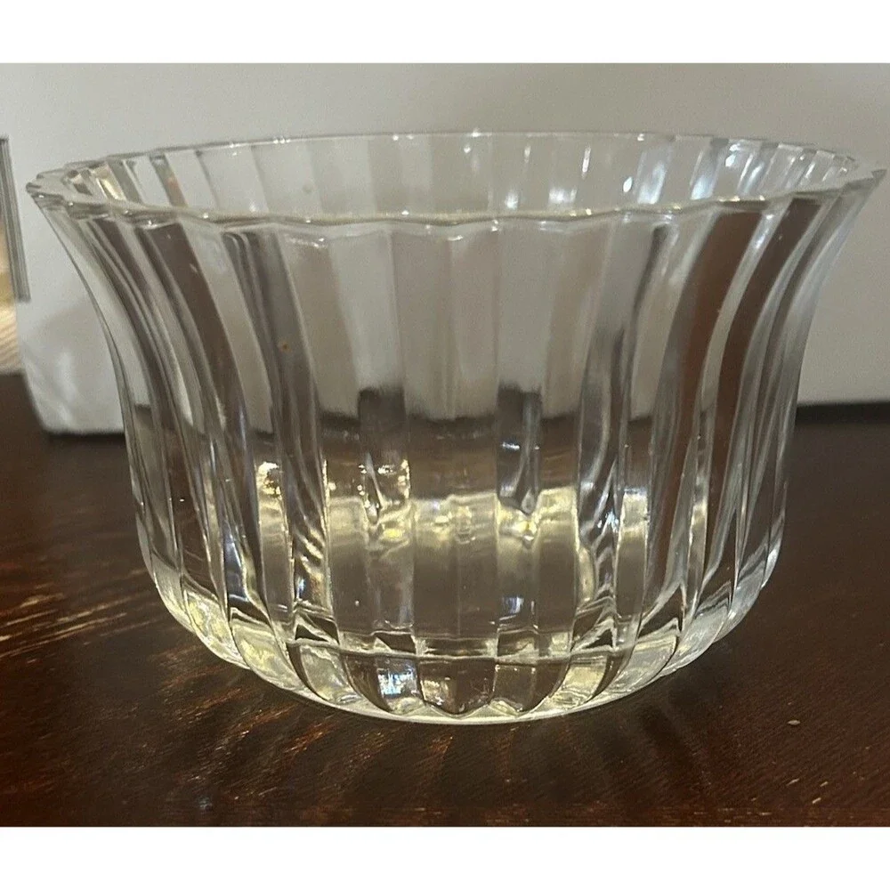 Vintage 1986 FTDA Clear Ribbed Glass Bowl Vase w 5